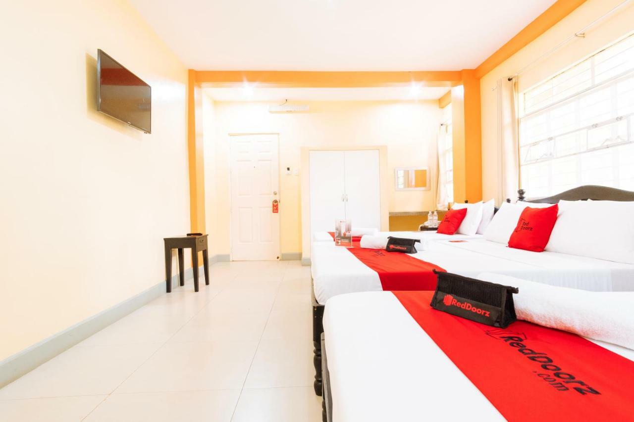 Reddoorz Premium @ Gabinete Road Palawan Hotel Puerto Princesa Buitenkant foto